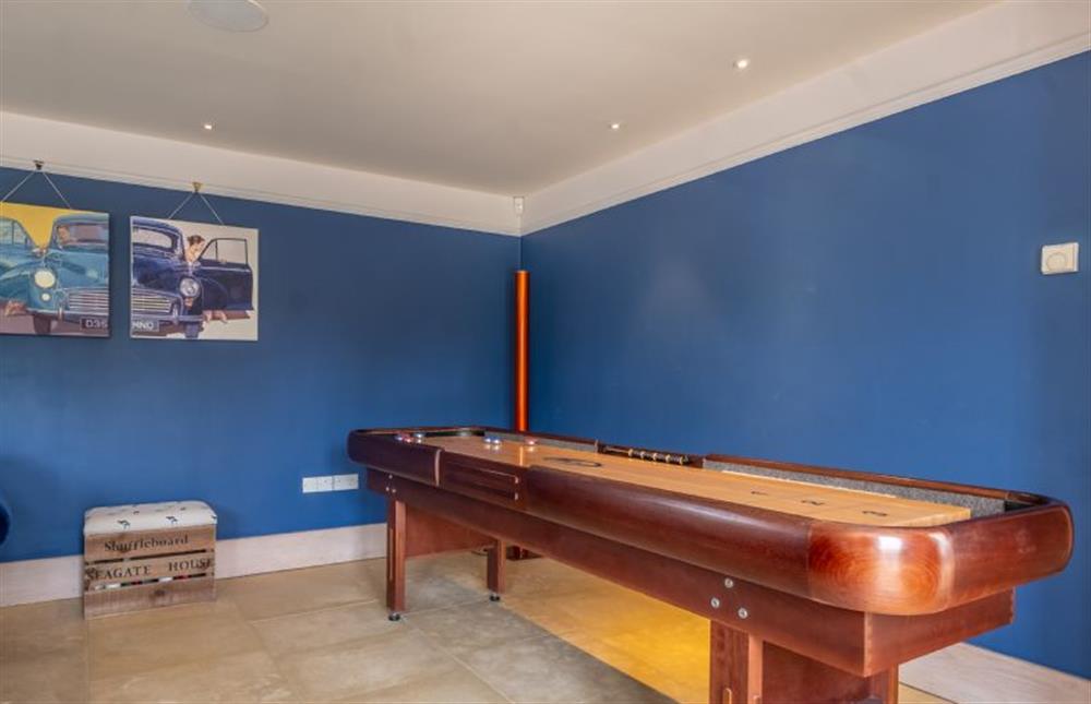 Sitting room with shuffle board