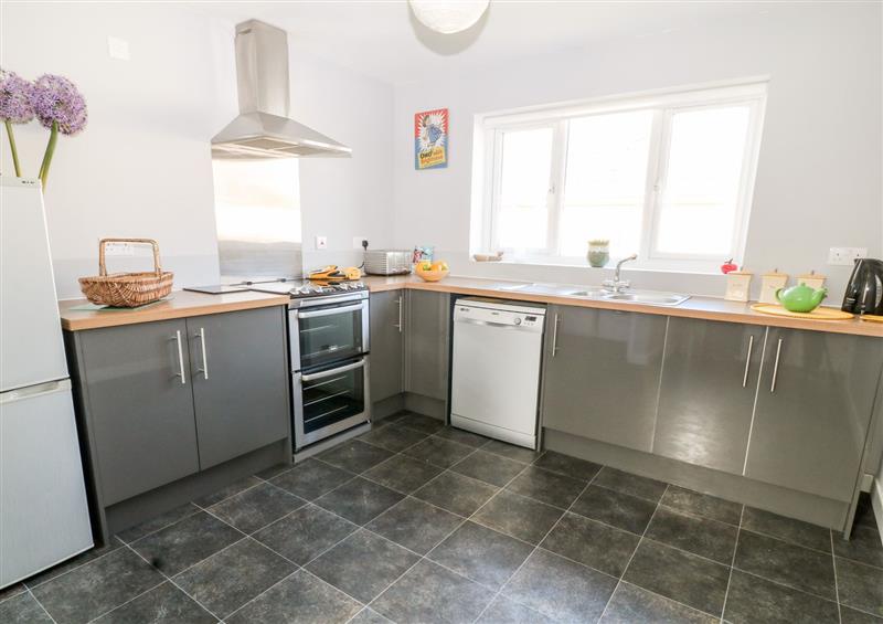 The kitchen at Seagull Cottage, Bude