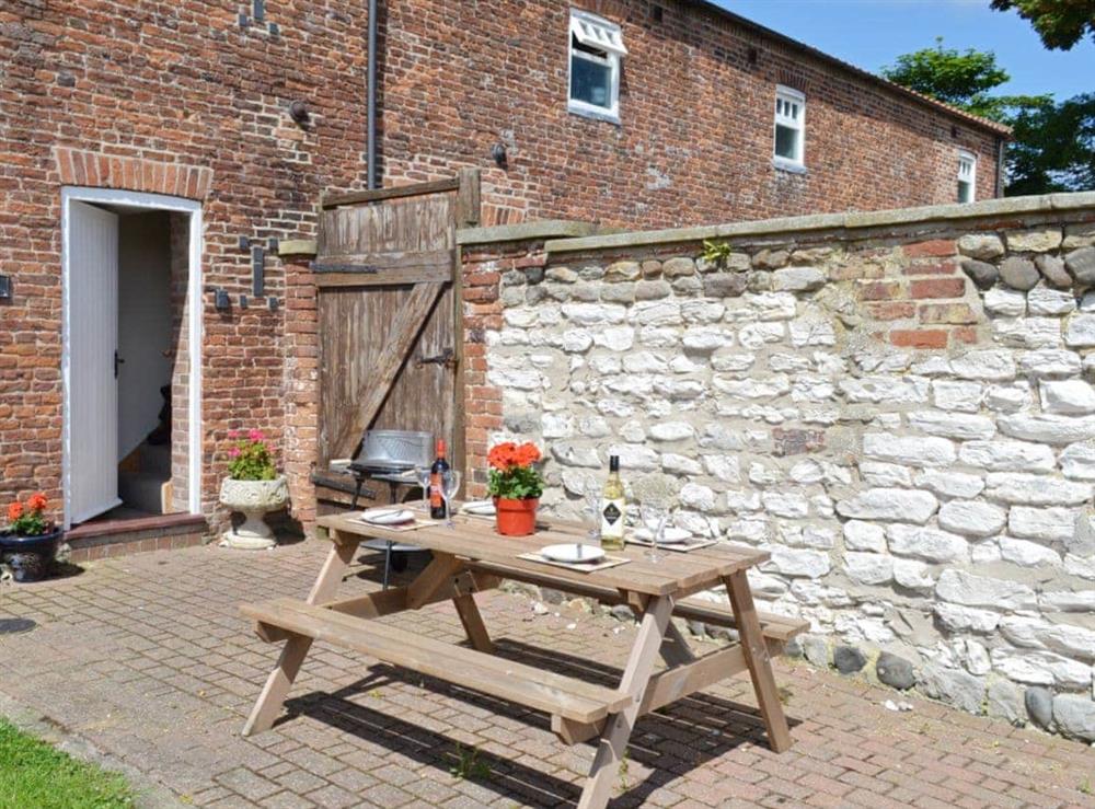 Sitting-out-area at Seagull Cottage in Flamborough, East Riding of Yorkshire