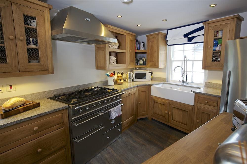 Kitchen with range style oven at Seagull Cottage in , Salcombe