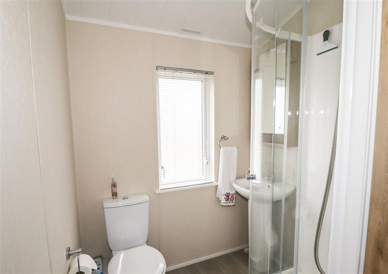 Bathroom at Seagull Lodge, Runswick Bay