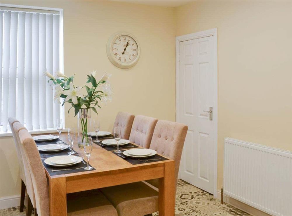 Chamring kitchen/ dining room at Seagulls Rest in Filey, North Yorkshire