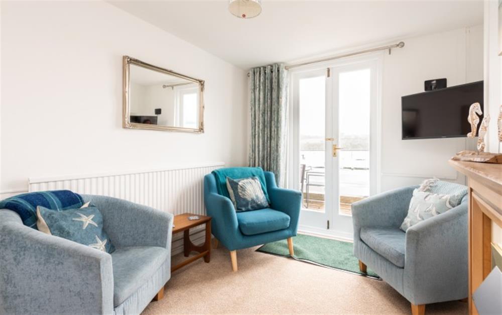 Another look at the lounge at Seahorse Cottage (30 Fore Street) in Salcombe