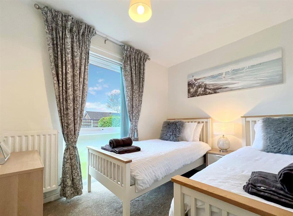 Twin bedroom at Seahorse Cottage in Cromer, Norfolk
