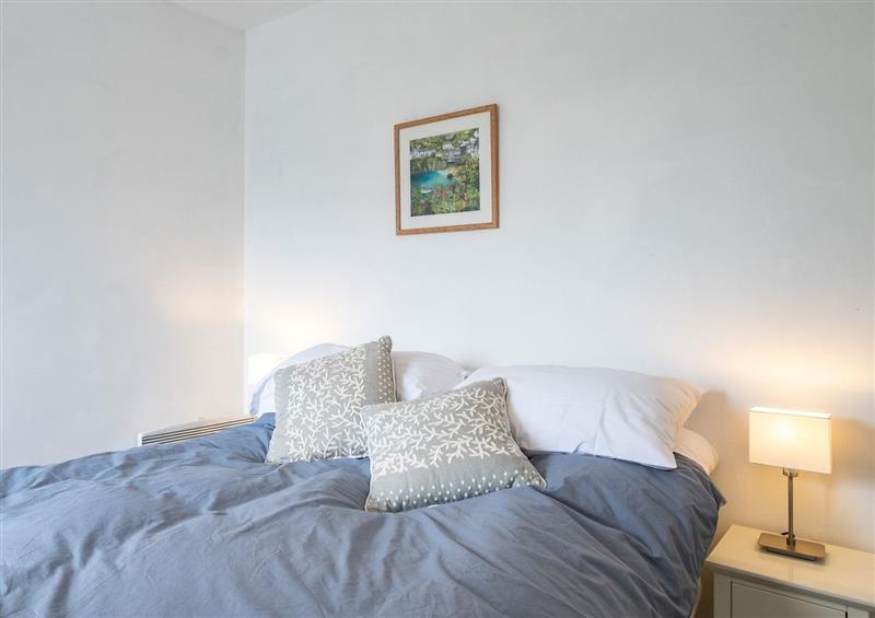 One of the 3 bedrooms (photo 3) at Seapinks, Port Isaac