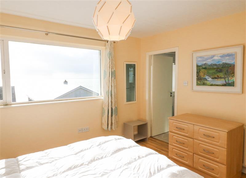 This is a bedroom at Seas The Dream, Ballinglanna near Clonakilty