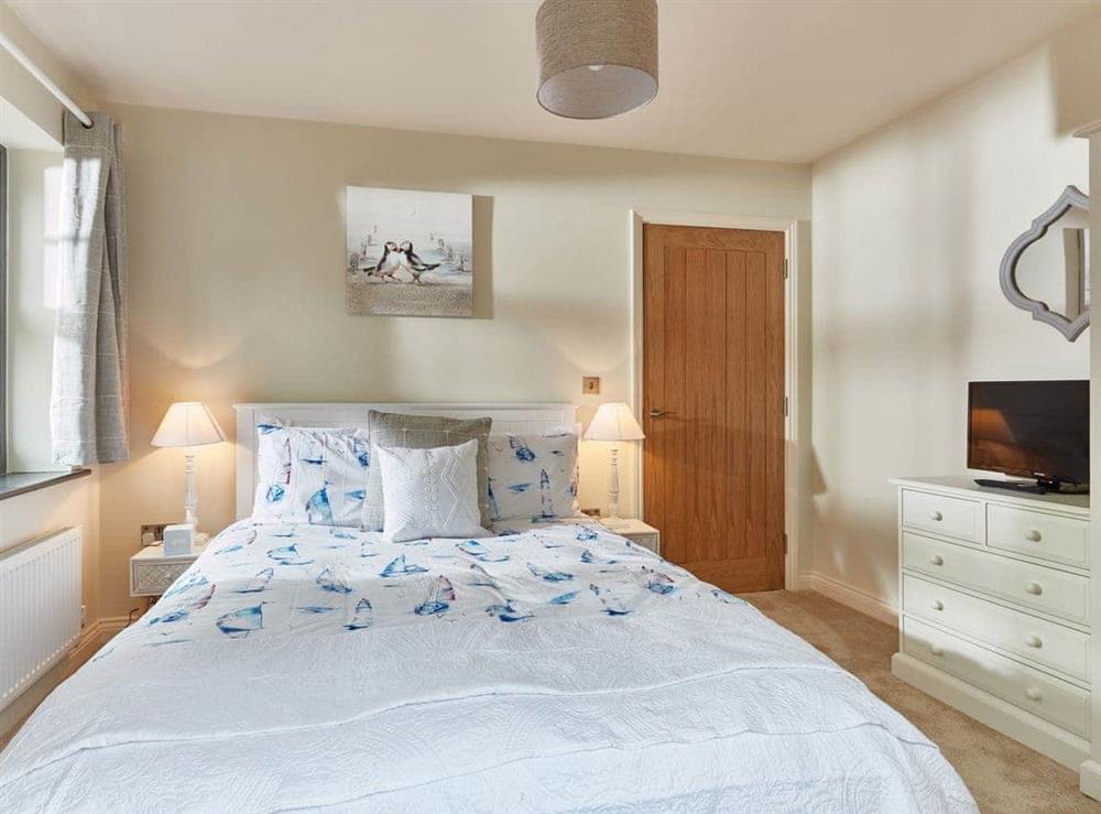 Light and airy double bedroom at Seasalt in Mundesley, near North Walsham, Norfolk