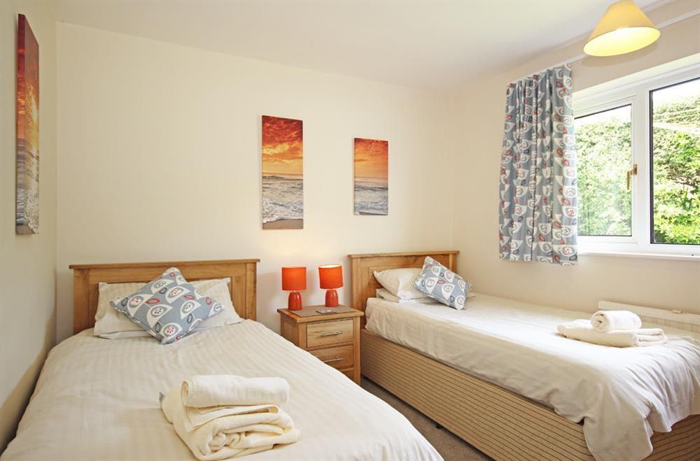 Newly refurnished twin bedroom at Seascape (Hope Cove) in 23 Weymouth Park, Hope Cove