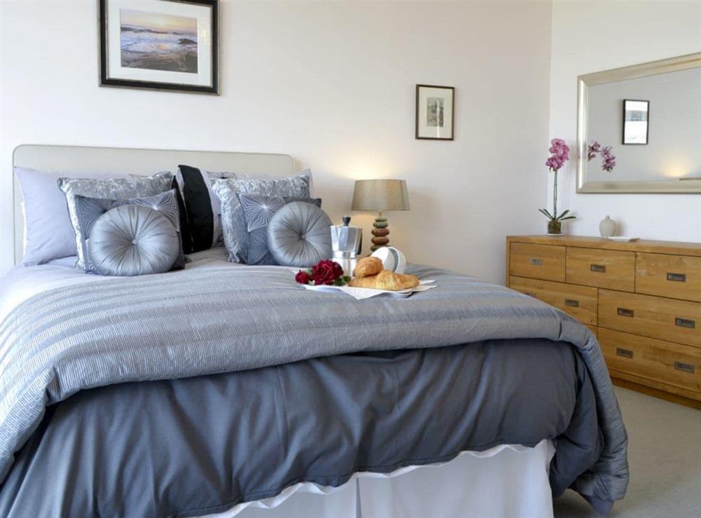 Spacious double bedroom with en-suite and sea views (photo 2) at Seascape in Inverboyndie, near Banff, Aberdeenshire