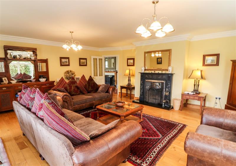 The living area at Seascape Lodge, Kenmare