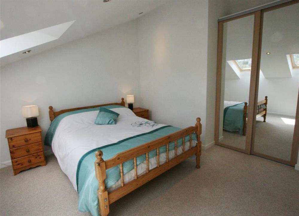 First floor double bedroom at Seascape in Marazion