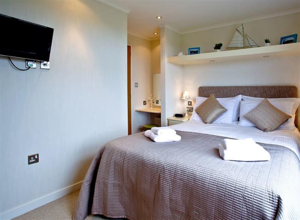 Double bedroom (photo 3) at Seashells in Salcombe Retreat, Salcombe