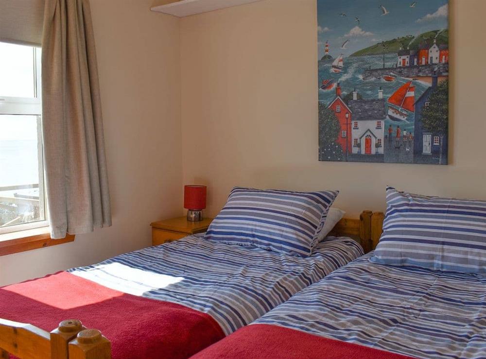 Comfy twin bedroom at Seashore Retreat in Johnshaven, near Montrose, Aberdeenshire
