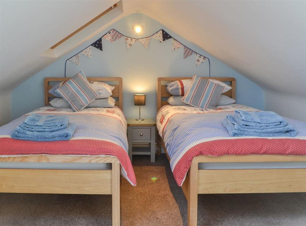 Twin bedroom at SEASIDE RETREAT in AMBLE, Northumberland