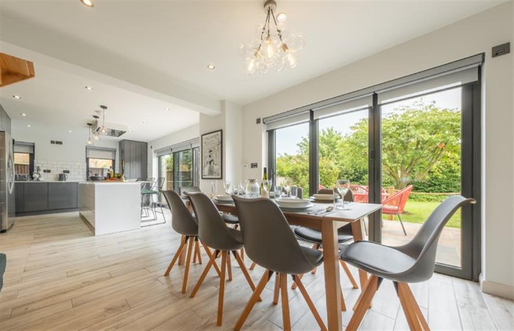 Seaspray, Norfolk: The open-plan living space seamlessly connects with the dining area and kitchen at Seaspray, Old Hunstanton