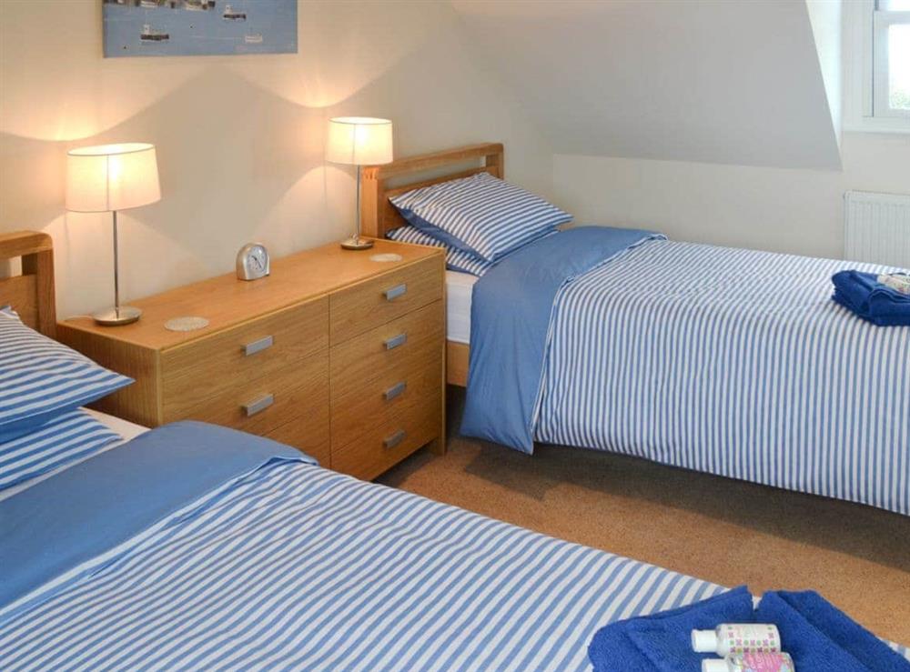 Good-sized twin bedroom at Seatoller in Kettleness near Whitby, North Yorkshire