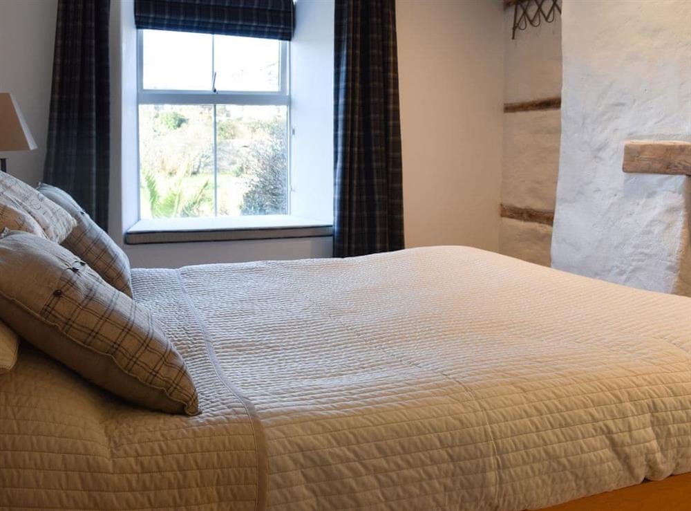 Double bedroom at Seatons Rest in Portmellon Cove, Cornwall