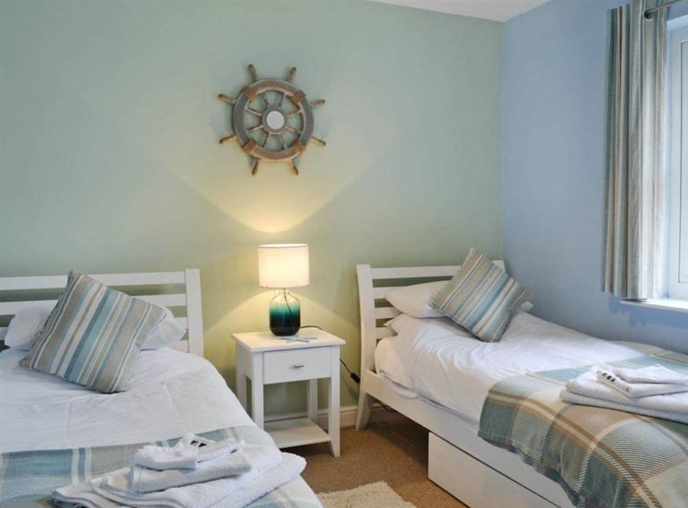Charming twin bedroom at Seaview Cottage in Garlieston, Dumfries and Galloway