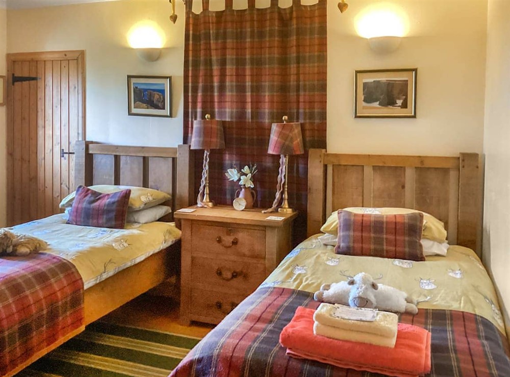 Twin bedroom