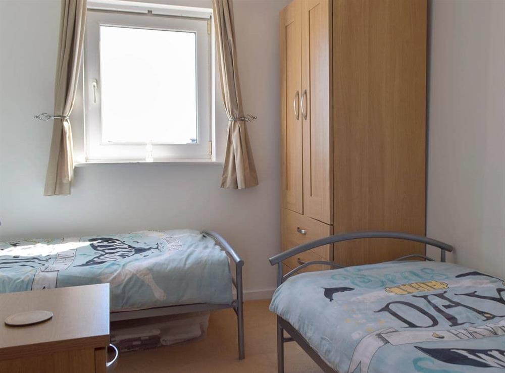 Twin bedroom at Seaview in Llanelli, Dyfed