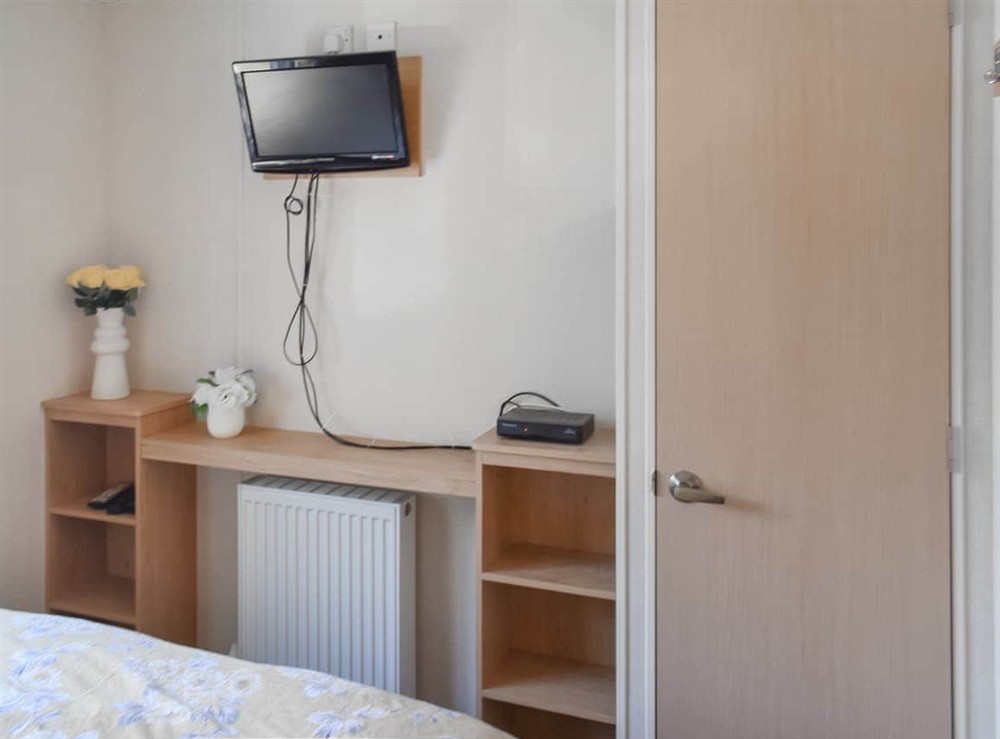 Double bedroom (photo 2) at Seaview Two in Corton, Suffolk