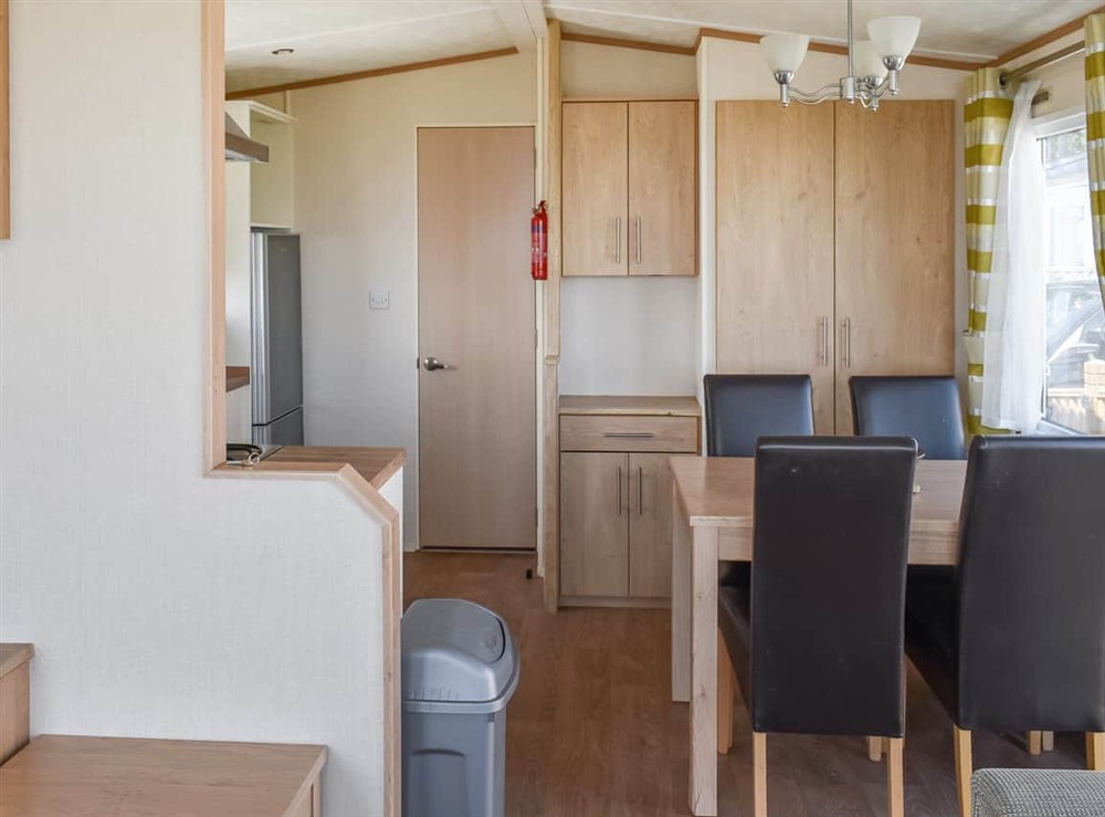 Open plan living space (photo 4) at Seaview Two in Corton, Suffolk