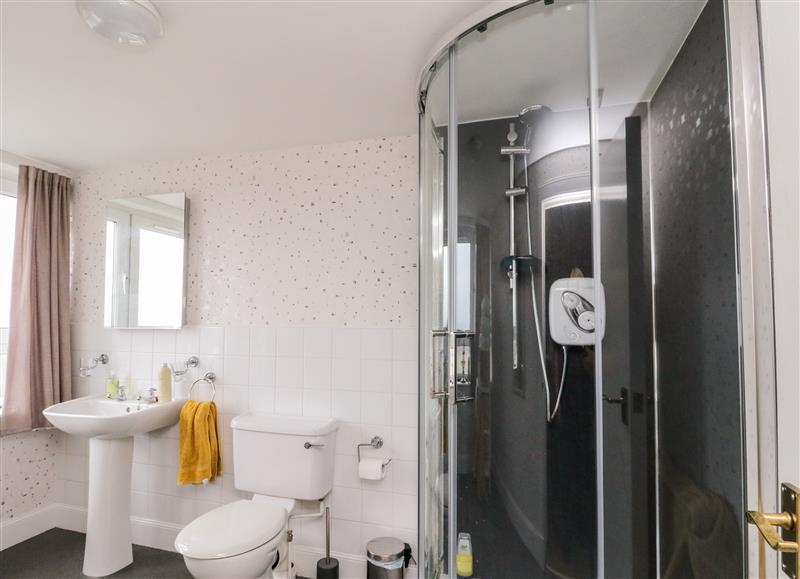 Bathroom at Seaview Wellness Retreat, Carnoustie