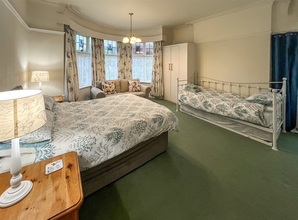 Double bedroom (photo 3) at Seawinds in Colwyn Bay, Clwyd