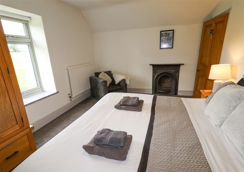 One of the 5 bedrooms (photo 4) at Segrwyd Uchaf, Denbigh