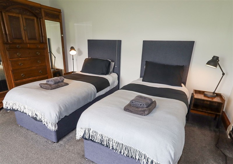 One of the 5 bedrooms (photo 5) at Segrwyd Uchaf, Denbigh