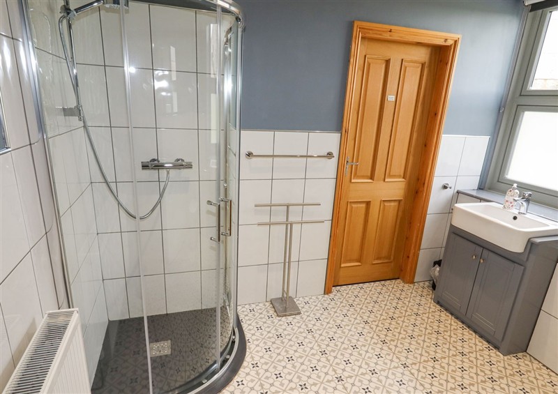 The bathroom (photo 2) at Segrwyd Uchaf, Denbigh