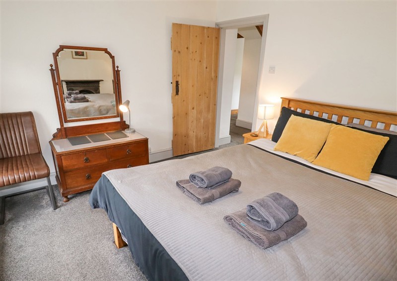 This is a bedroom (photo 3) at Segrwyd Uchaf, Denbigh