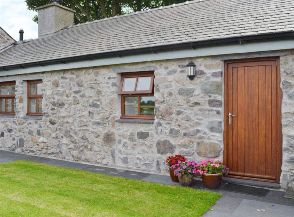Pretty cottage at Seion in Port Dinorwic, Gwynedd