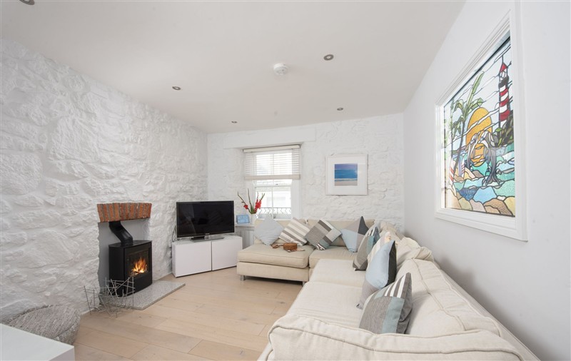 The living area at Serendipity Cottage, Cornwall