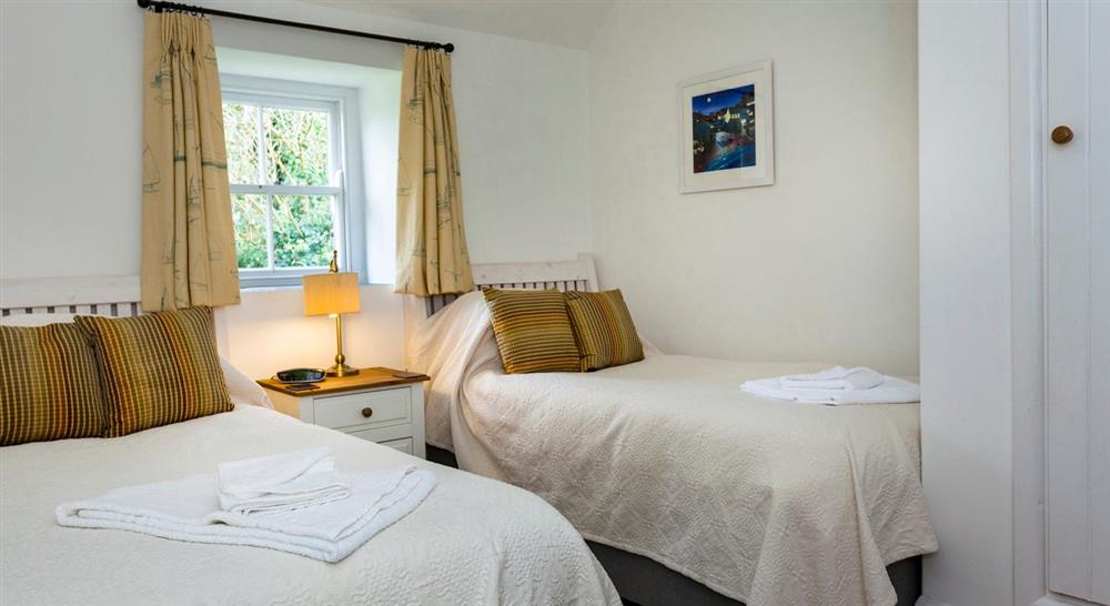 The twin bedroom at Serpentine in Helston, Cornwall