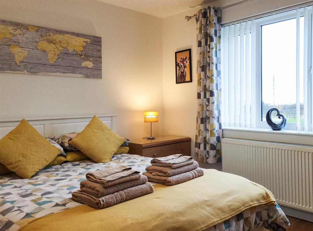 Double bedroom (photo 2) at Seven Seasons in Plains, near Glasgow, Lanarkshire