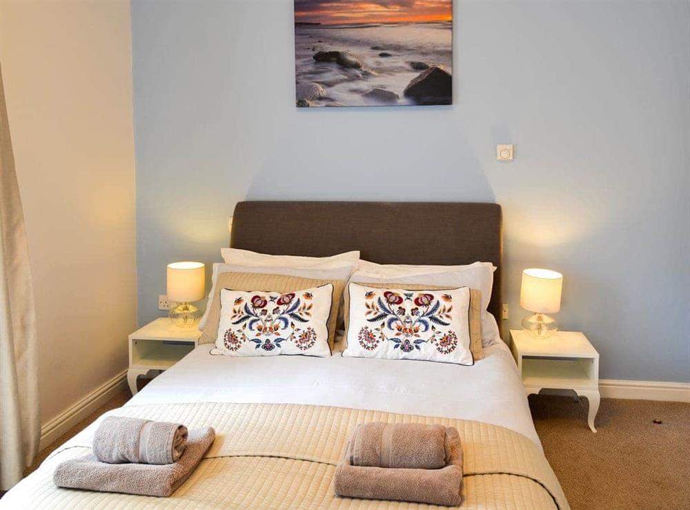 Double bedroom at Beech Cottage, 