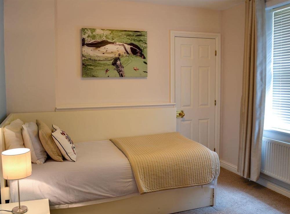 Twin bedroom at Beech Cottage, 