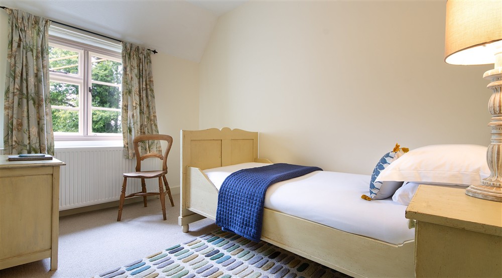 The single bedroom at Sexton's Lodge in Norwich, Norfolk