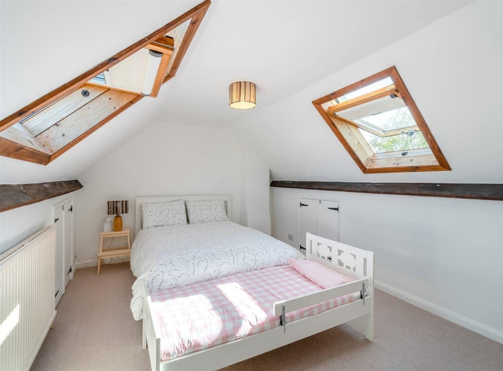 Double bedroom (photo 8) at Shackleton in Bransgore, near Christchurch, Hampshire