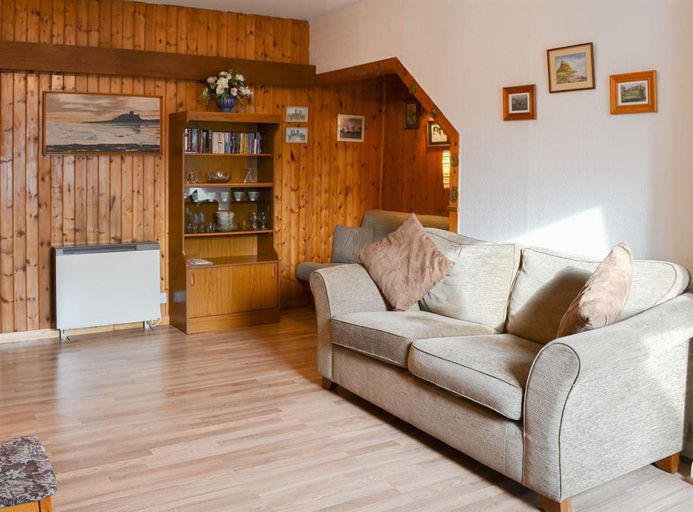 Spacious living/dining room at Shafto Cottage in Seahouses, near Bamburgh, Northumberland
