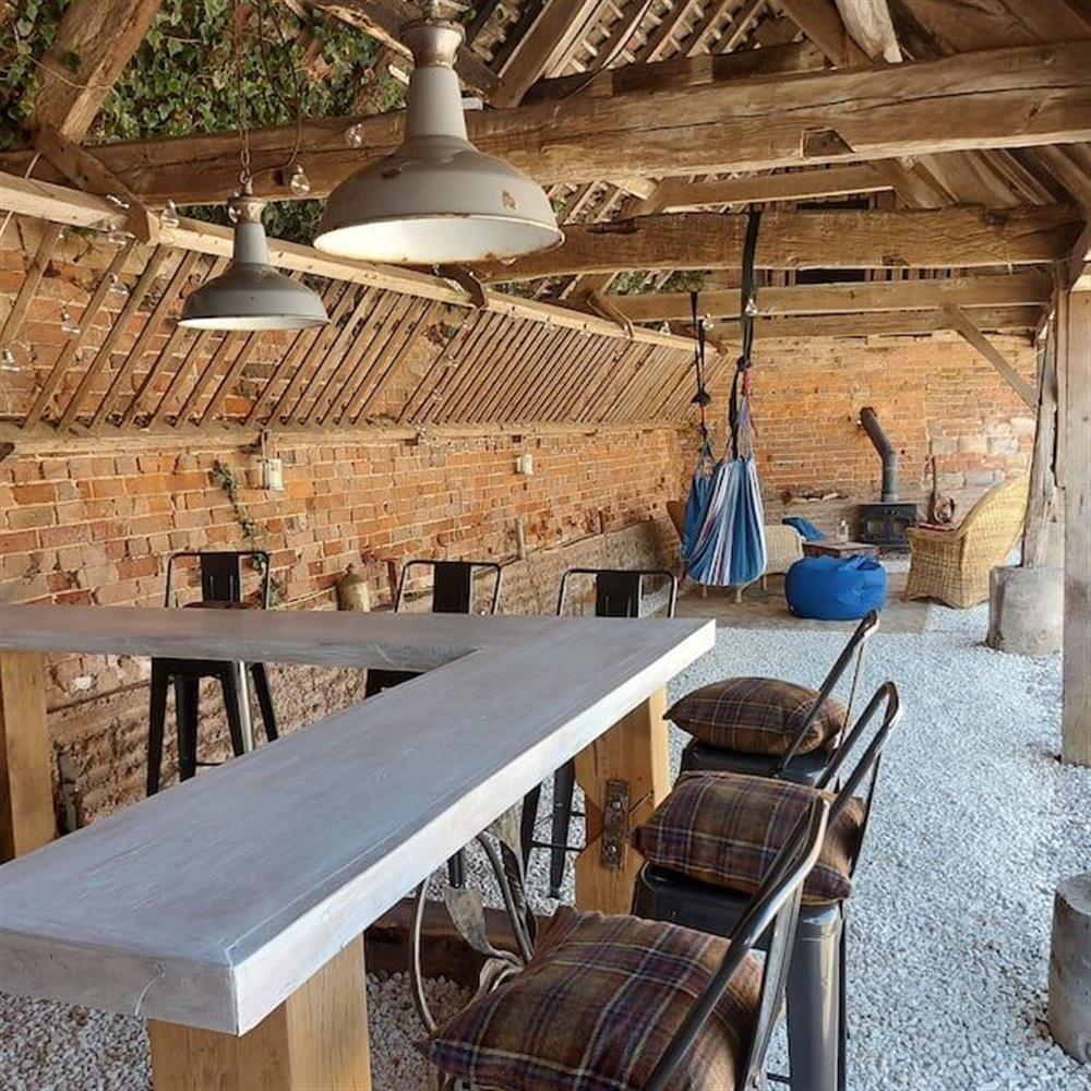 Barn: With bar area with stools