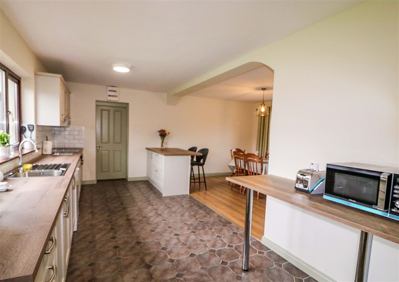 The kitchen (photo 2) at Shamrock House, Killorglin