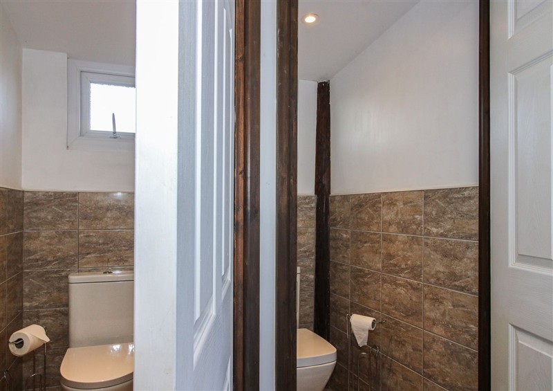 The bathroom (photo 2) at Sharons Shepherd Hut, Knockin