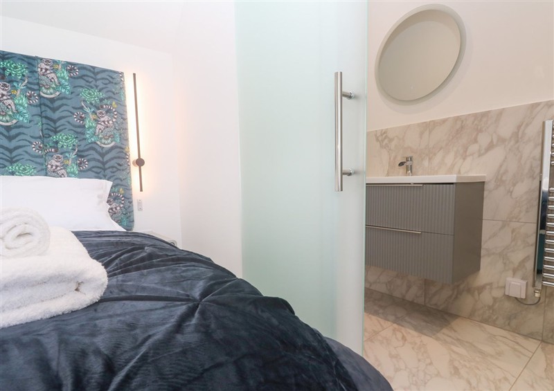 A bedroom in Shearwater (photo 10) at Shearwater, Praa Sands