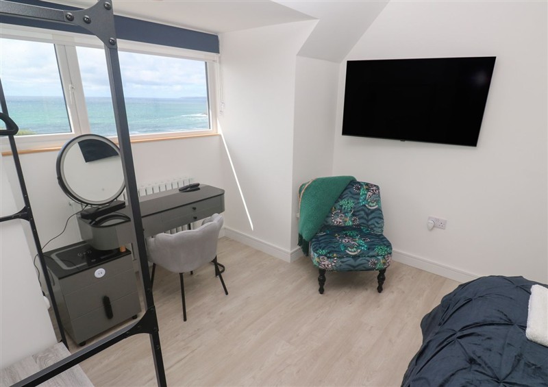 One of the bedrooms (photo 5) at Shearwater, Praa Sands