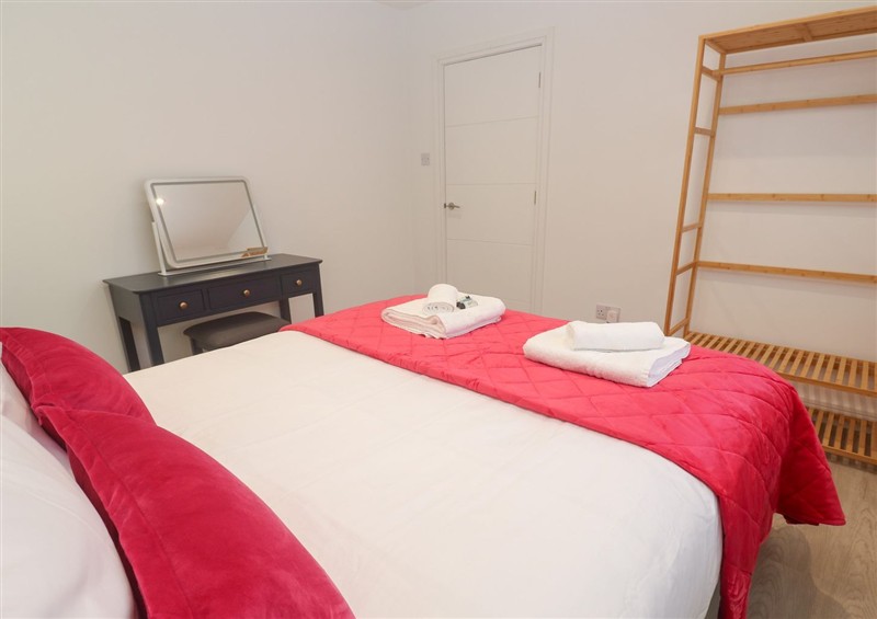 This is a bedroom (photo 8) at Shearwater, Praa Sands