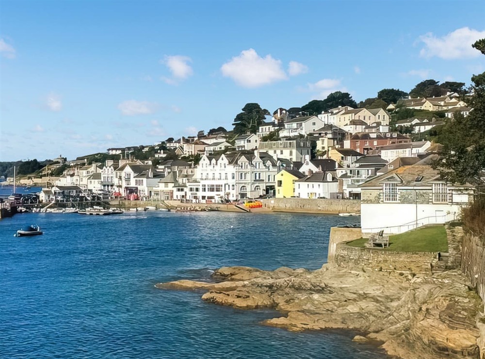Surrounding area (photo 4) at Shearwaters in St Mawes, Cornwall