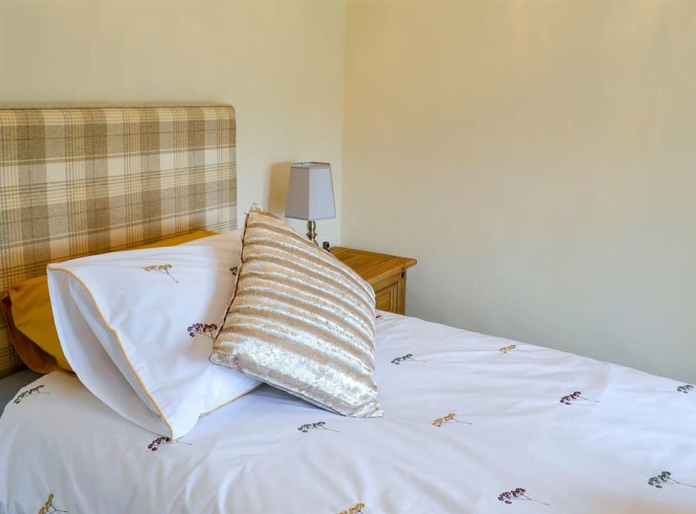 Single bedroom (photo 2) at Sheilas Cottage in Christon bank, near Alnwick, Northumberland