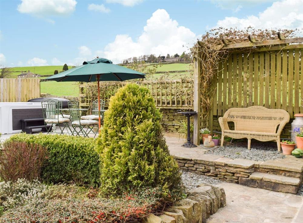 Patio at Shelduck Cottage in Holmfirth, West Yorkshire
